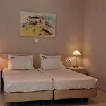 Βίλα And Blue Glykadi