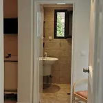 Βίλα And Blue Glykadi