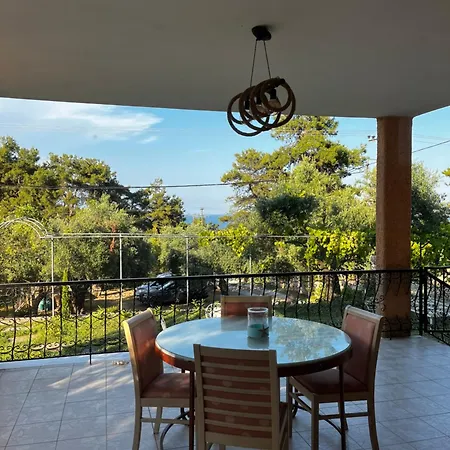 Villa Green&blue Glykadi